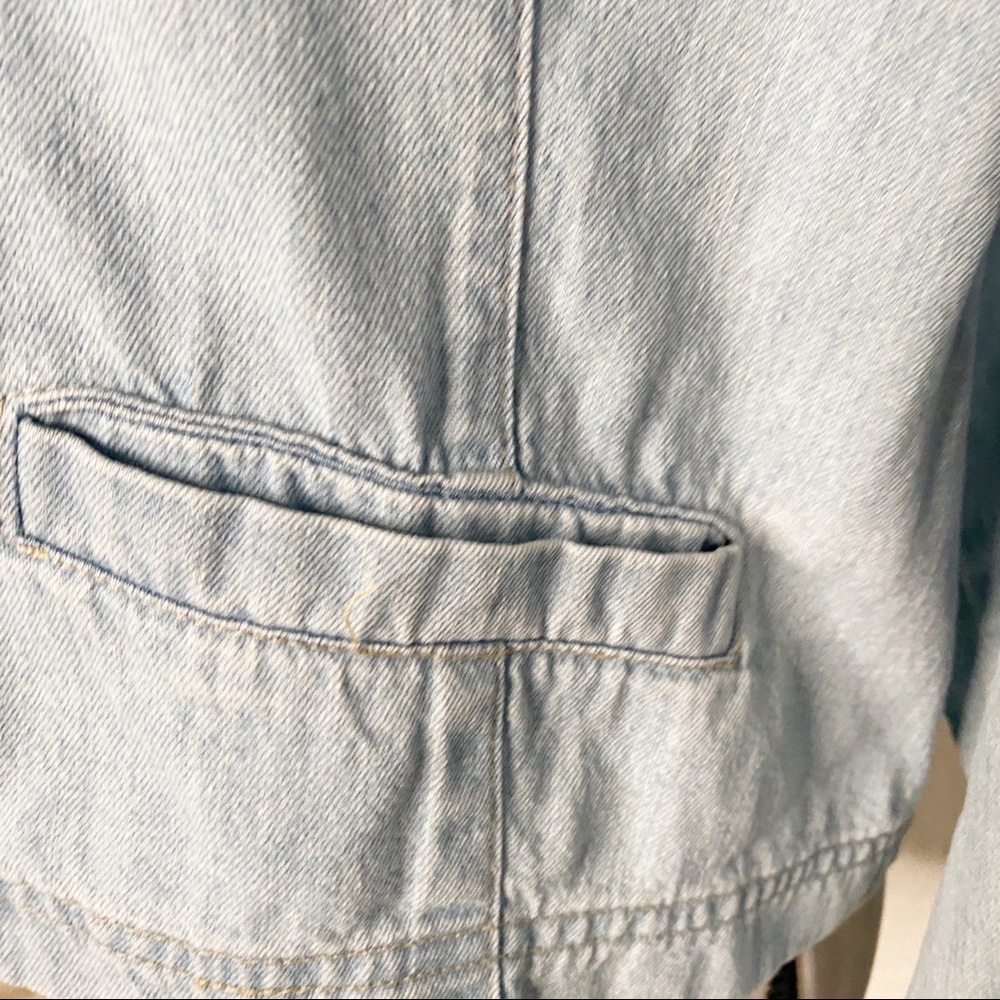 NEIMAN MARCUS CHAMBRAY JACKET SIZE MEDIUM - Picture 5 of 12